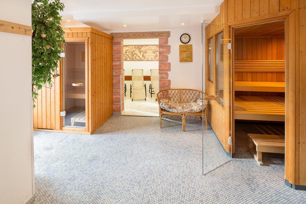 Neue Burg Hotel 4*